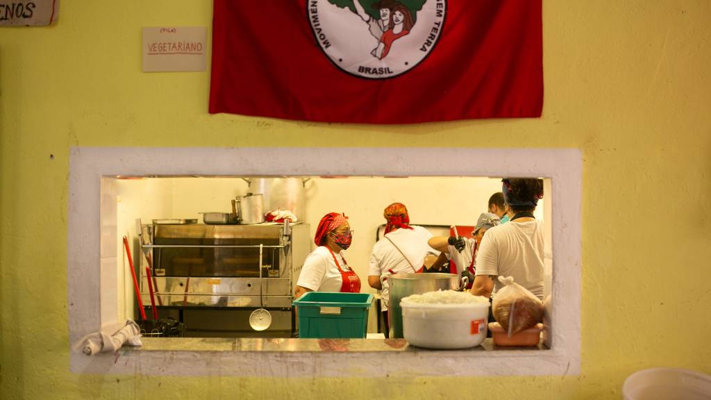 Comer é um ato político